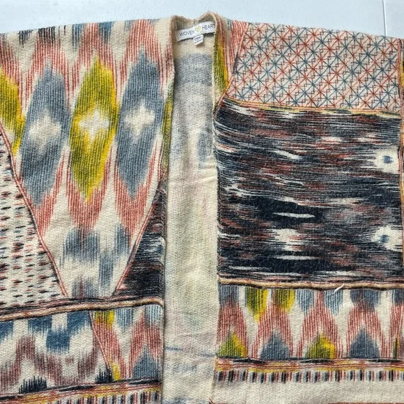 Woven Heart Shawl/Poncho One Size Normal Wear - Picture 1 of 9